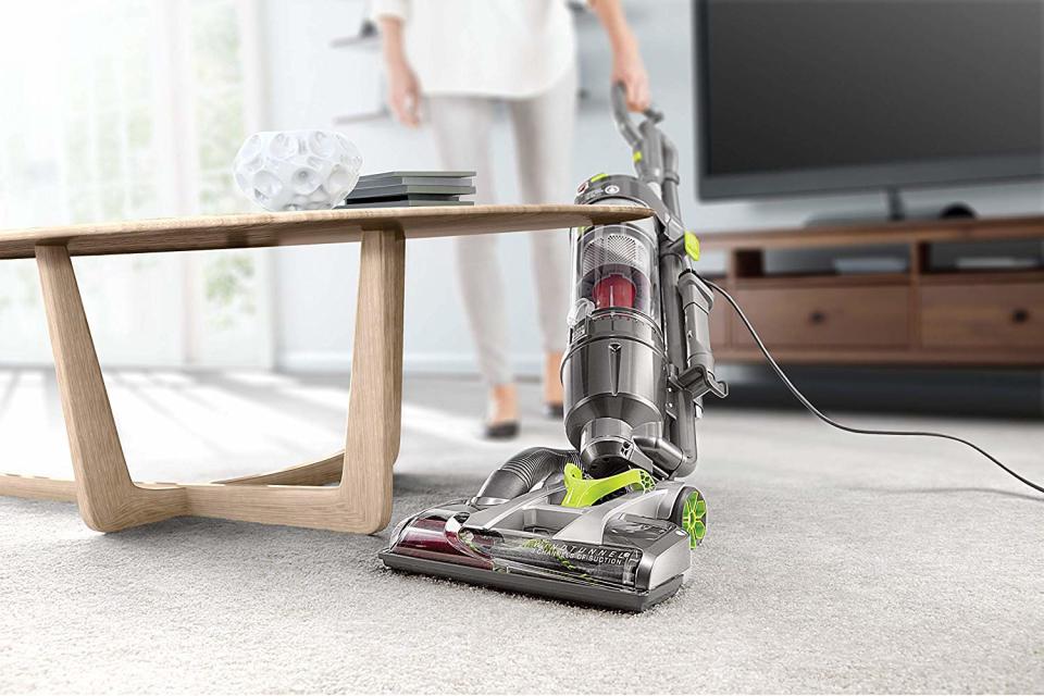 We've looked all over the internet to find the absolute best Black Friday vacuum deals. (Photo: Amazon)