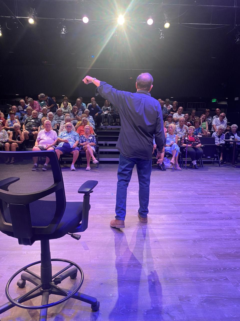 Players Circle Theater co-founder Bob Cacioppo addresses the audience during an Aug. 19 "sneak peak" at the theater's new location: The former home of New Phoenix Theatre on Fort Myers' McGregor Boulevard.