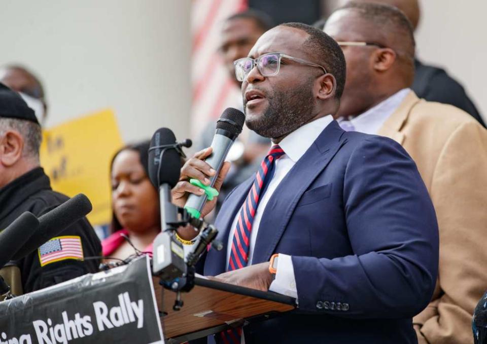 Sen. Shevrin Jones speaks during a voting rights rally on Feb. 17, 2022, on the steps of the Historic Capitol. (Photo by © Alicia Devine/Tallahassee Democrat / USA TODAY NETWORK