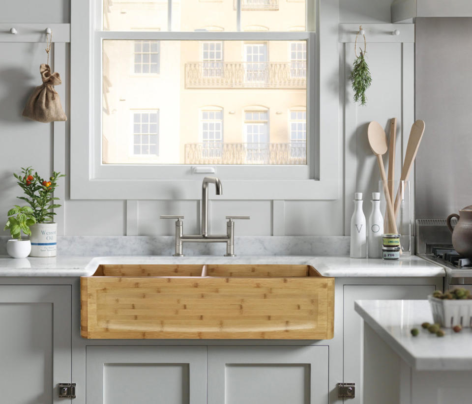 Barclay Products Bamboo Apron Front Farmhouse Sink