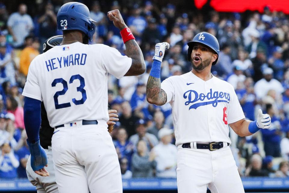 David Peralta, right, celebrates with Jason Heyward after hitting a two-run home run against the Chicago White Sox.