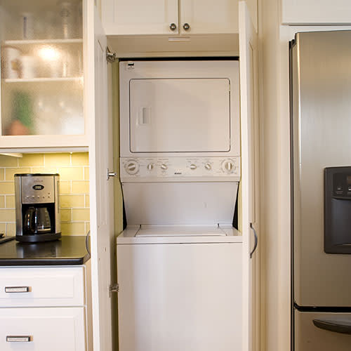 Utilize Kitchen Cabinet Space