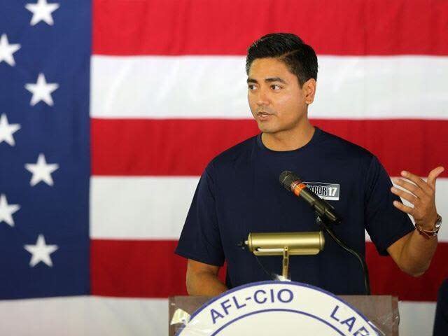 Democrat Aftab Pureval, Hamilton County clerk of courts, is challenging Rep. Steve Chabot (R-Ohio) in Ohio's 1st district. (Photo: Aftab Pureval Campaign)