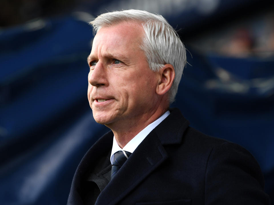 Alan Pardew’s West Bromwich Albion lost 2-1 to Southampton to compound his problems after a troubled week.