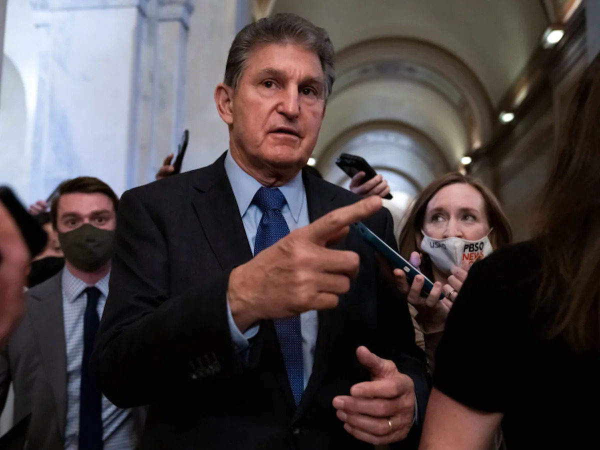 Manchin says Democrats tried to 'badger and beat' him into voting for Build Back better, and that he'll only endorse it if a brand new bill is crafted