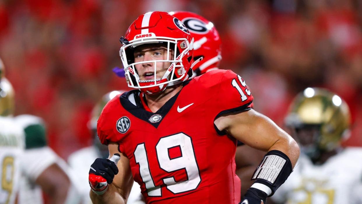 <div>Brock Bowers reacts after a UGA touchdown during the second quarter against the UAB Blazers at Sanford Stadium on September 23, 2023 in Athens. (Photo by Todd Kirkland/Getty Images)</div>