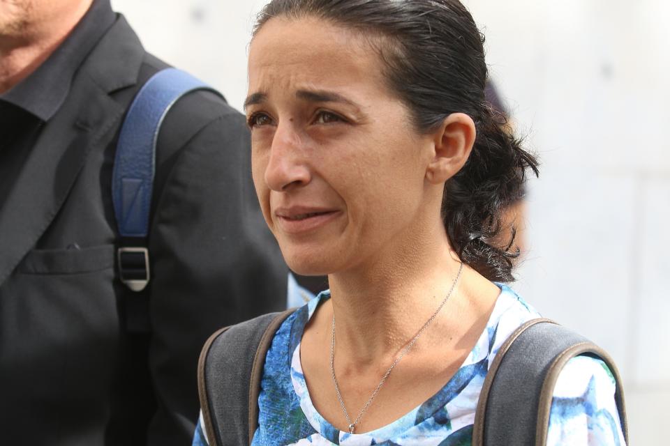 Tras conocer el veredicto del jurado, los padres del niño Gabriel Cruz, Patricia Ramírez y Ángel Cruz, acudieron al memorial de su hijo en Almería para dejarle unos mensajes. (Foto: Rafael González/Europa Press via Getty Images)