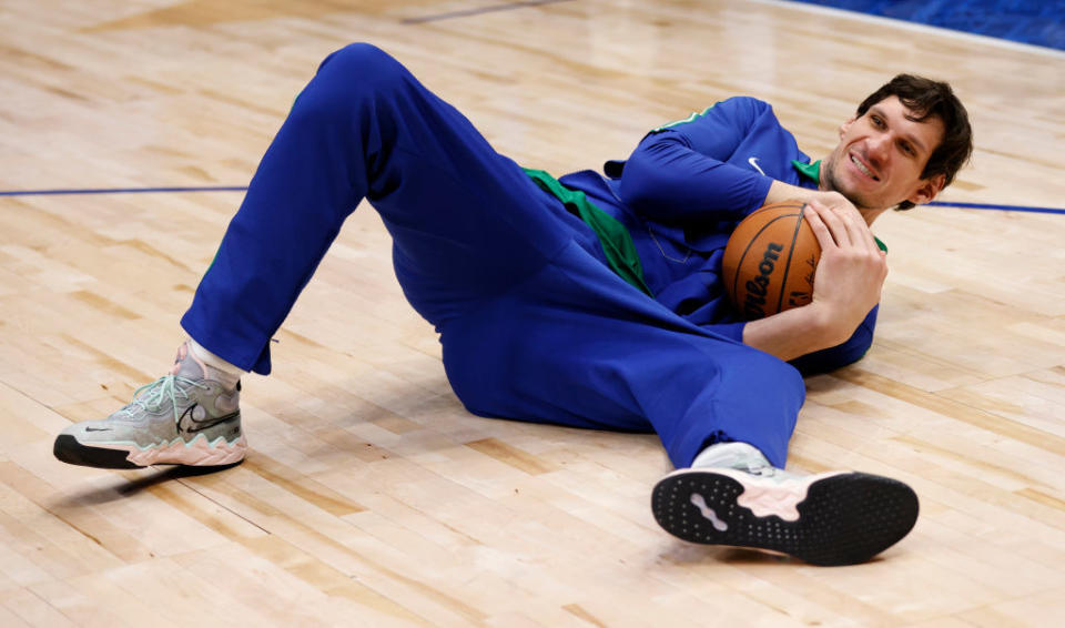 Boban Marjanovic #51 of the Dallas Mavericks goes to the floor during warms up before playing against the Los Angeles Lakers at American Airlines Center on March 29, 2022<span class="copyright">Ron Jenkins/Getty Images</span>