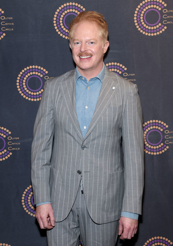 Jesse smiling on the red carpet