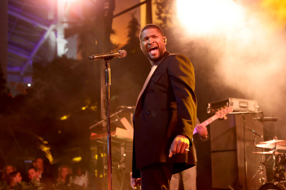 INGLEWOOD, CALIFORNIA - FEBRUARY 10: Usher performs onstage during the 11th Annual NFL Honors Post-Party: The Chairman's Party at SoFi Stadium on February 10, 2022 in Inglewood, California. (Photo by Rich Fury/Getty Images)