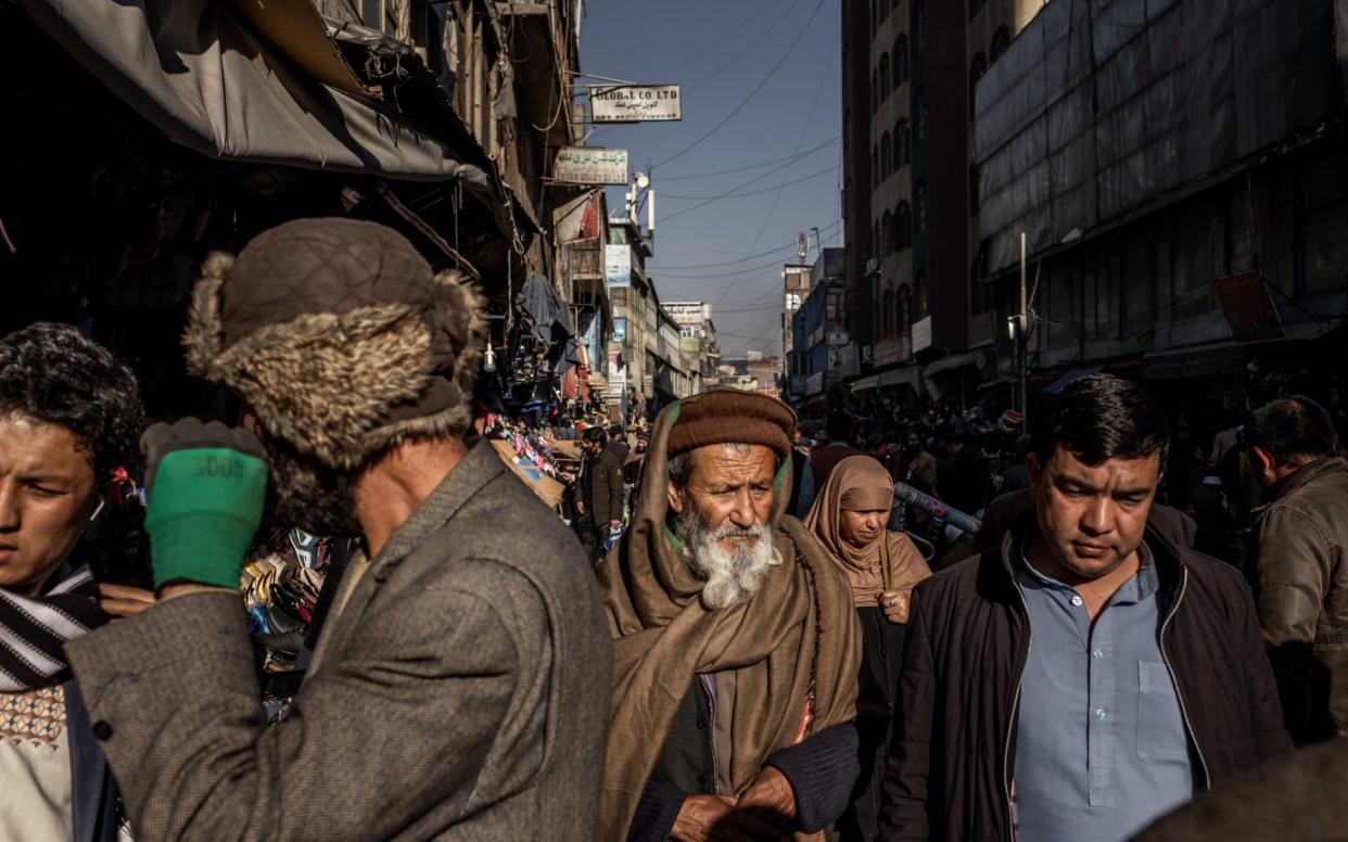 The Mandayee market in Kabul - Jim Huylebroek