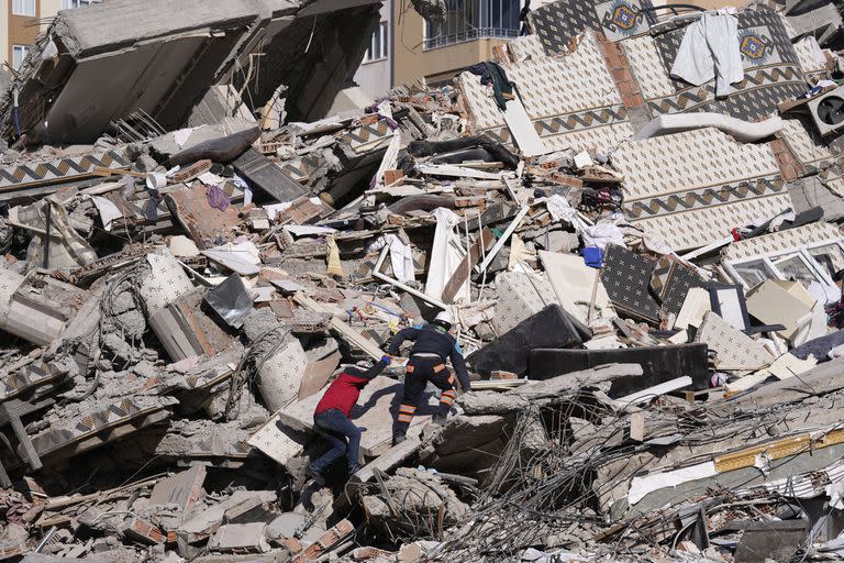 Turquía; Siria; terremoto; mundo; sobrevivientes; rescatistas; Bomberos