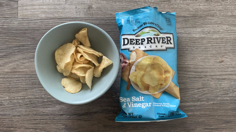 Deep River Salt & Vinegar chips