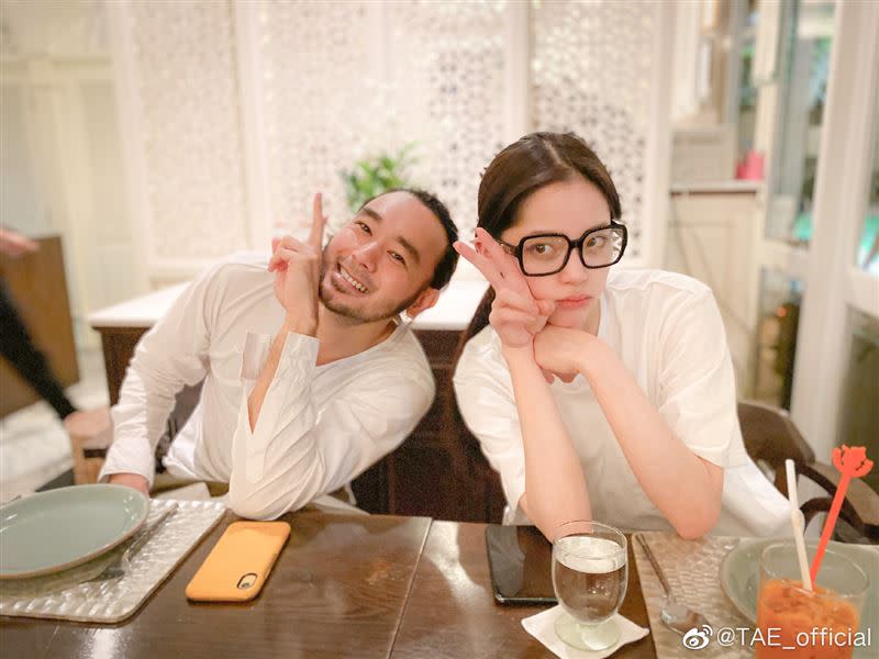 TAE認歐陽娜娜當乾女兒，2020年一起聚餐吃飯。（圖／翻攝自TAE_official）