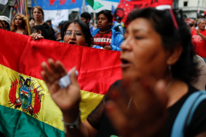 Foto del lunes de una manifestación a favor de Evo Morales en Buenos Aires, Argentina