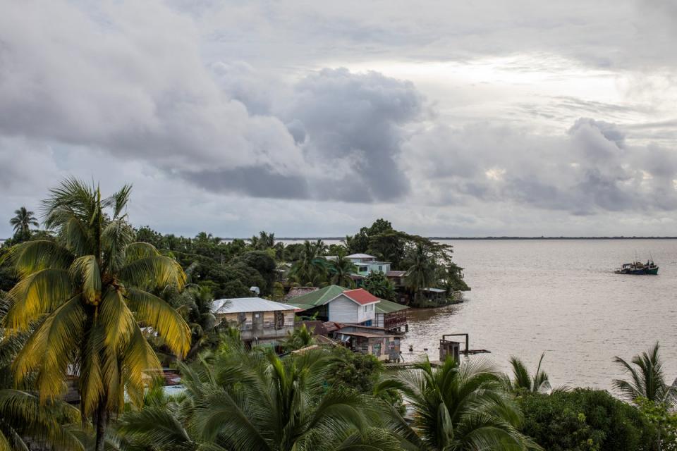 TORMENTA TROPICAL (AP)