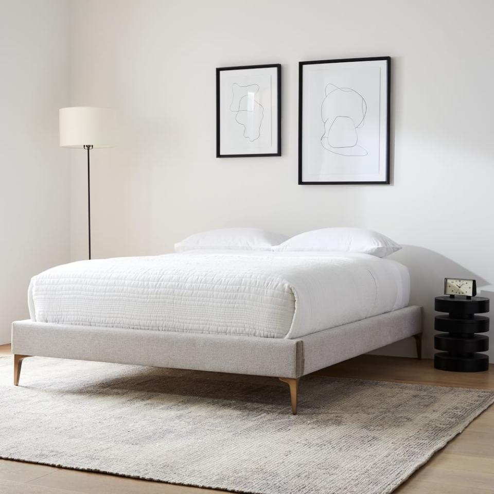 <p><a href="https://go.redirectingat.com?id=74968X1596630&url=https%3A%2F%2Fwww.westelm.com%2Fproducts%2Fbed-frame-metal-legs-h8486&sref=https%3A%2F%2Fwww.housebeautiful.com%2Fshopping%2Ffurniture%2Fg39787876%2Fbest-upholstered-beds-headboards%2F" rel="nofollow noopener" target="_blank" data-ylk="slk:Shop Now;elm:context_link;itc:0;sec:content-canvas" class="link ">Shop Now</a></p><p>Upholstered Bed Frame</p><p>westelm.com</p><p>$599.00</p><span class="copyright">west elm</span>