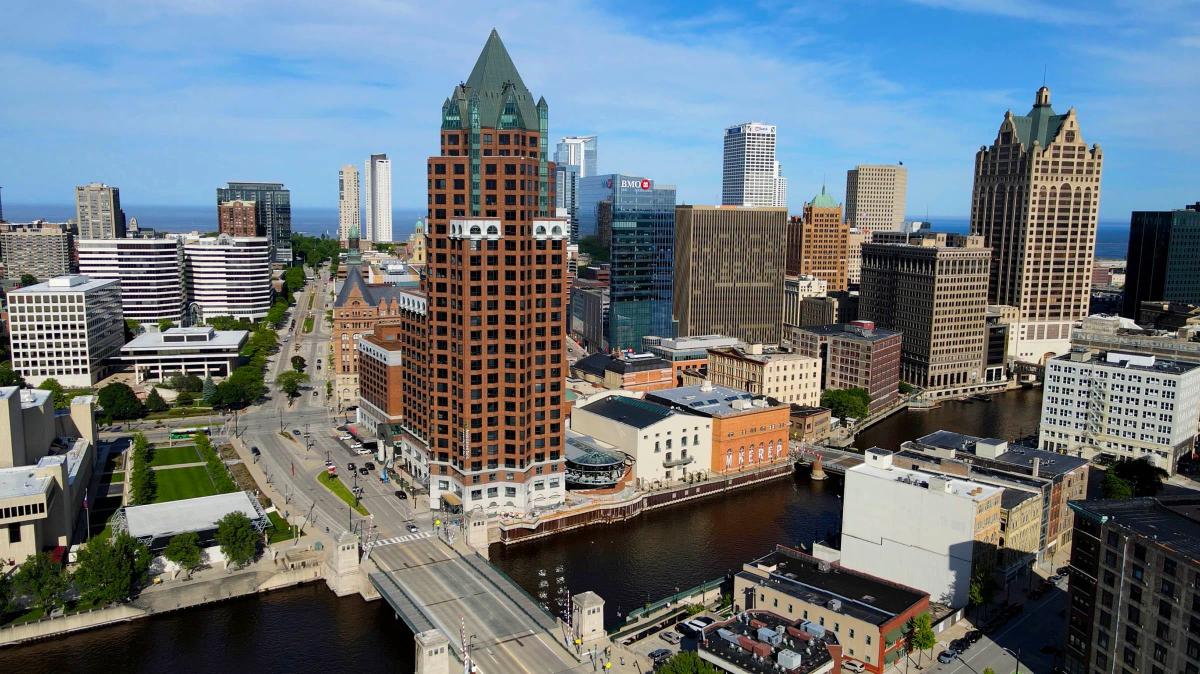 With the RNC coming to blue Milwaukee, historical tensions brew in the background