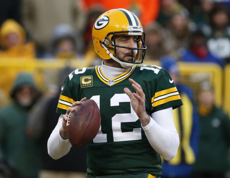 Aaron Rodgers made a tremendous touchdown pass in the first half against the Giants. (AP)