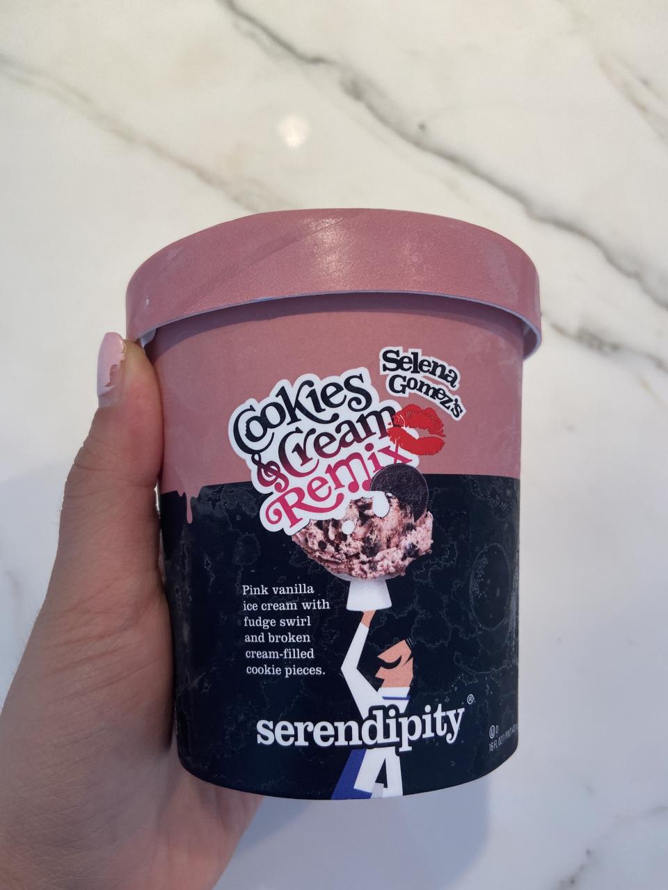 “For the Cookies & Cream remix, I wanted to put my own personal spin on this classic flavor by making it with pink vanilla ice cream as a nod to my girls BLACKPINK and celebrate our new song ‘Ice Cream,’” Selena explains on the Serendipity website.