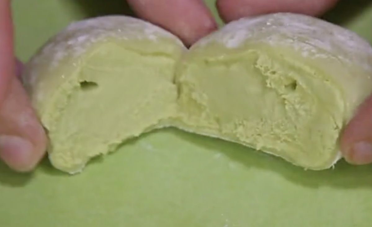 The DIY Mochi Ice Cream Kit Make Your Own Japanese Ice Cream Balls