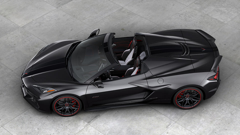 2023 Chevrolet Corvette Z06 70th Anniversary Edition in Carbon Flash Metallic