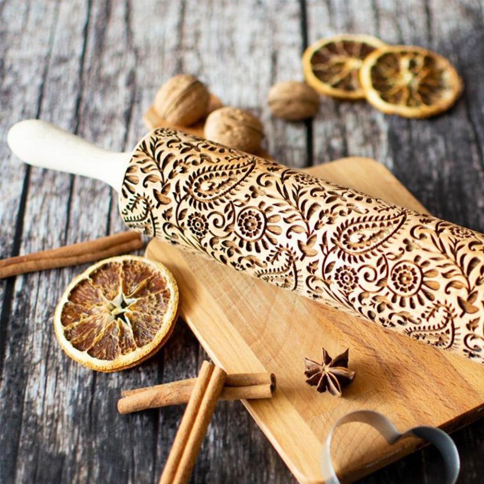 42) Paisley Pattern Embossing Rolling Pin
