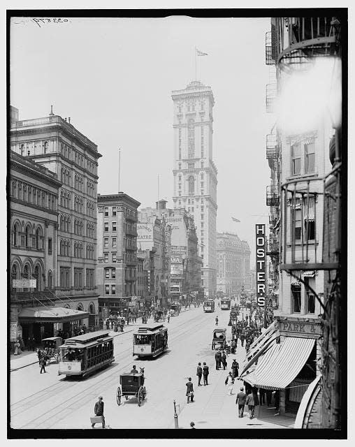 Times Square building in 1900s