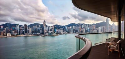 HONG KONG - NOVEMBER 10, 2019: Hong Kong's Newest Mall, K11 Musea, At  Victoria Dockside In Kowloon. It Is A Retail And Arts Complex Located In  The Tsim Sha Tsui Promenade Front