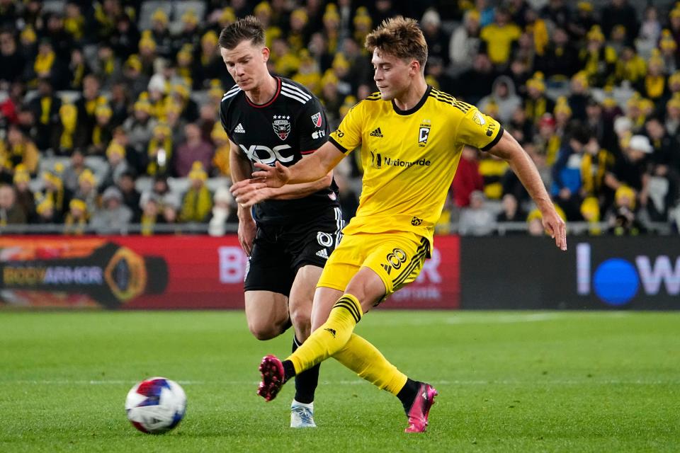 Columbus Crew midfielder Aidan Morris (8) has agreed to a contract extension through 2026, the Crew announced Wednesday.