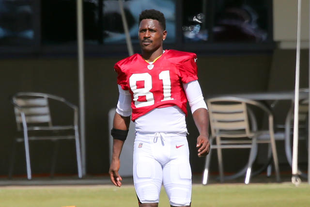 New Bucs receiver Antonio Brown: 'I'm a better person'