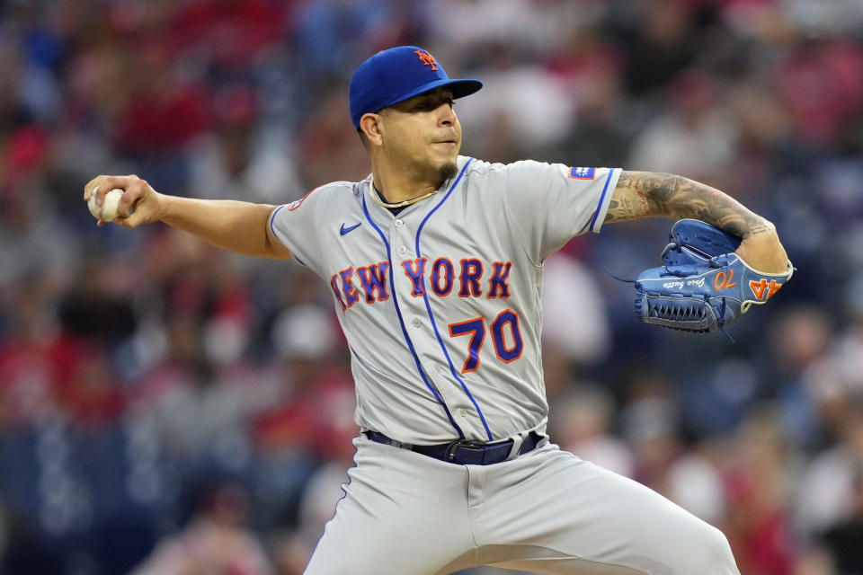 New York Mets' Jose Butto pitches during the second inning of a baseball game against the Philadelphia Phillies, Sunday, Sept. 24, 2023, in Philadelphia. (AP Photo/Matt Slocum)