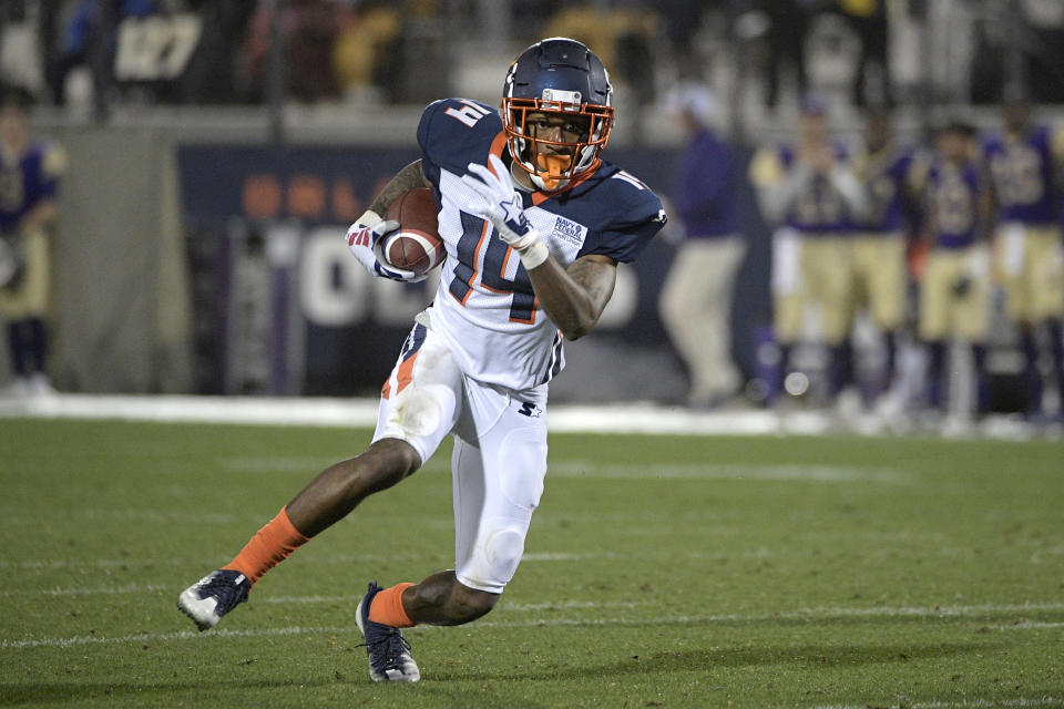 Orlando Apollos receiver Chris Thompson (14) runs after catching a pass during the first half of an Alliance of American Football game against the Atlanta Legends on Saturday, Feb. 9, 2019, in Orlando, Fla. (AP Photo/Phelan M. Ebenhack)