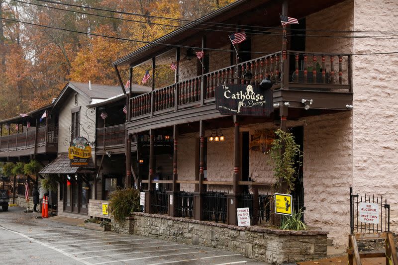 The Cathouse Lounge and Pied Piper Pub & Inn in Eureka Springs