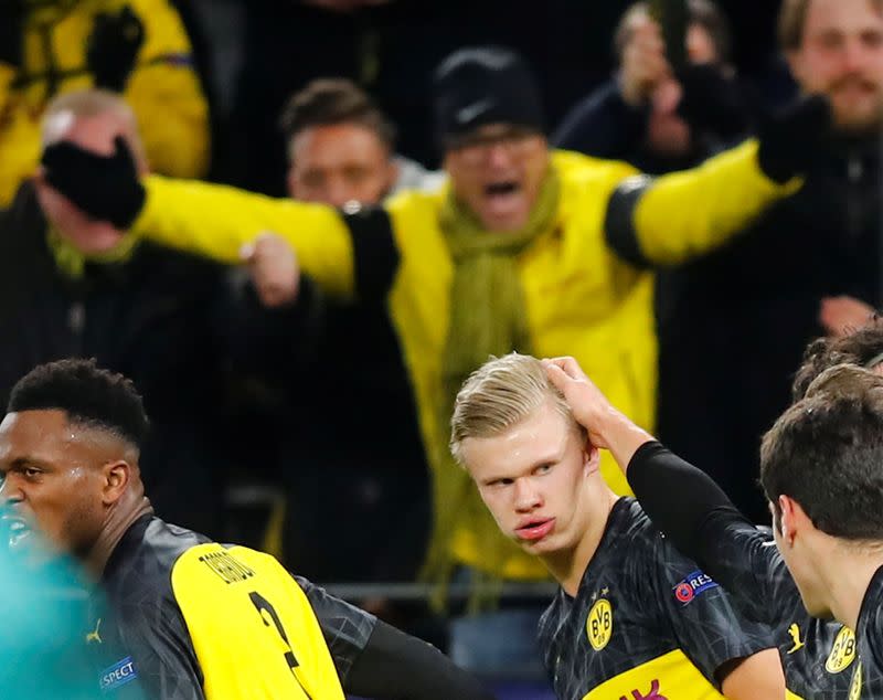 Champions League - Round of 16 First Leg - Borussia Dortmund v Paris St Germain