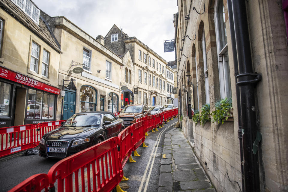 Traffic builds in Bradford-on-Avon as a new one-way system is put into place