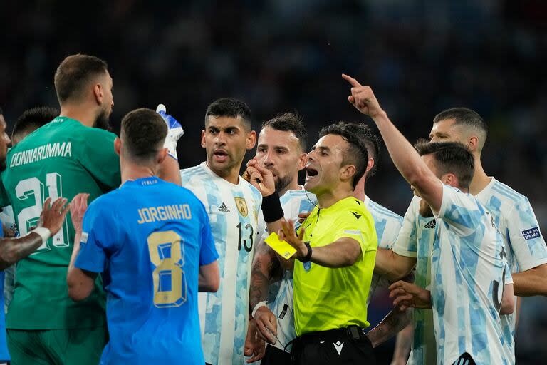 Piero Maza dirigió la Finalissima entre Argentina e Italia, en Wembley, en 2022