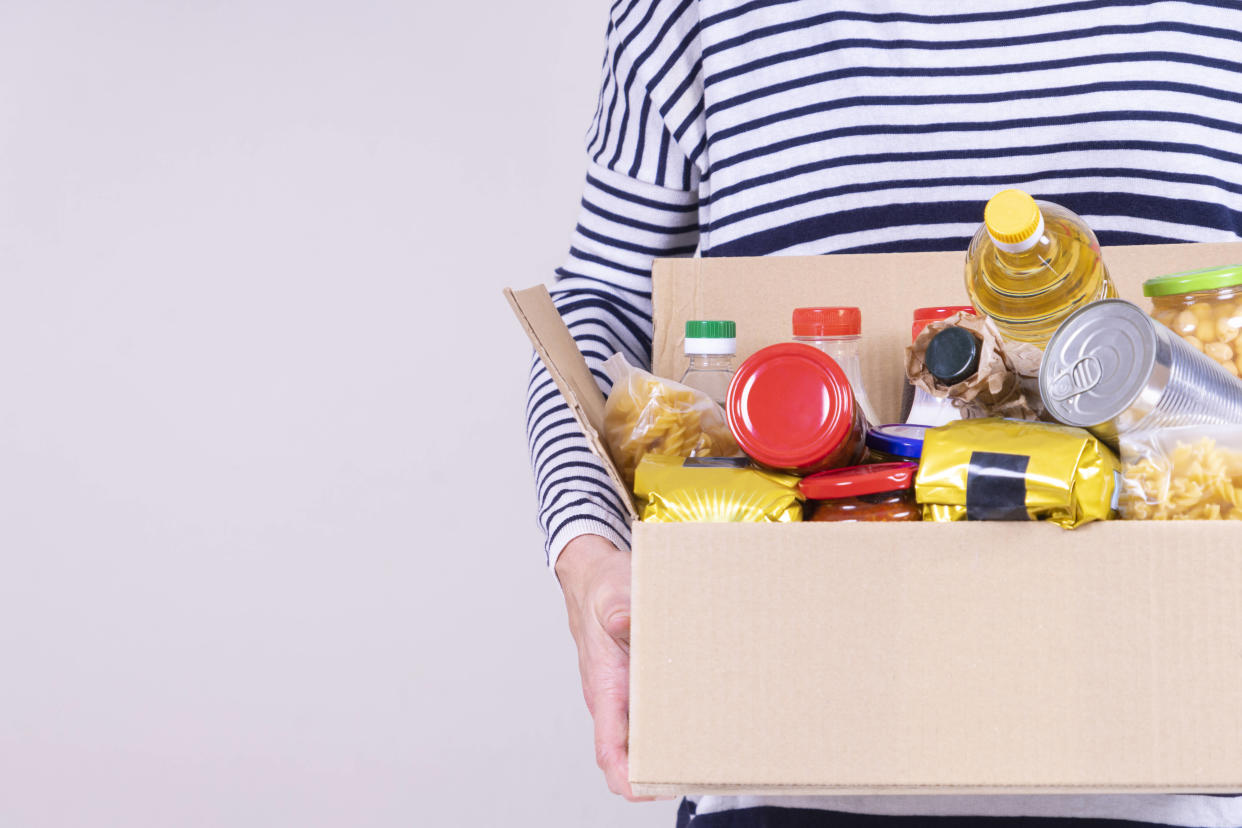 Les Français sont de plus en plus nombreux à se tourner vers les associations d’aide alimentaire, comme les Restos du coeur ou le réseaux des Banques alimentaires.