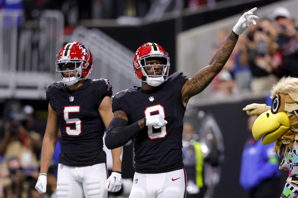 Falcons TE Kyle Pitts, WR Drake London. (Photo by Todd Kirkland/Getty Images)