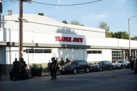 Police respond to a hostage situation at a Trader Joe's store in Los Angeles, California, Saturday July 21, 2018. REUTERS/Andrew Cullen