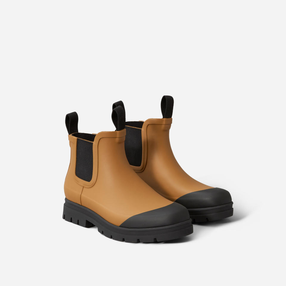 Everlane Rain Boots in Toffee. (Photo: Everlane)