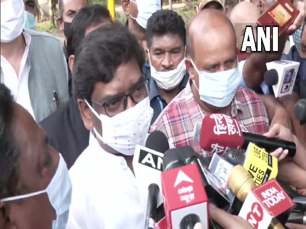 Jharkhand Chief Minister Hemant Soren speaking to reporters in Delhi on Sunday. (Photo/ANI)