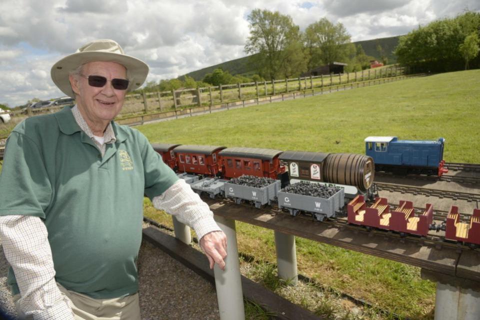 Wiltshire Times: David Allan with the 16mm model railway at the West Wiltshire Society of Model Engineers public open day at Westbury. Image: Trevor Porter 77032-3