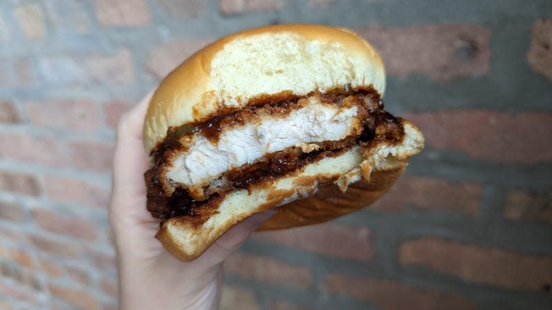 Wingstop BBQ Chicken Sandwich