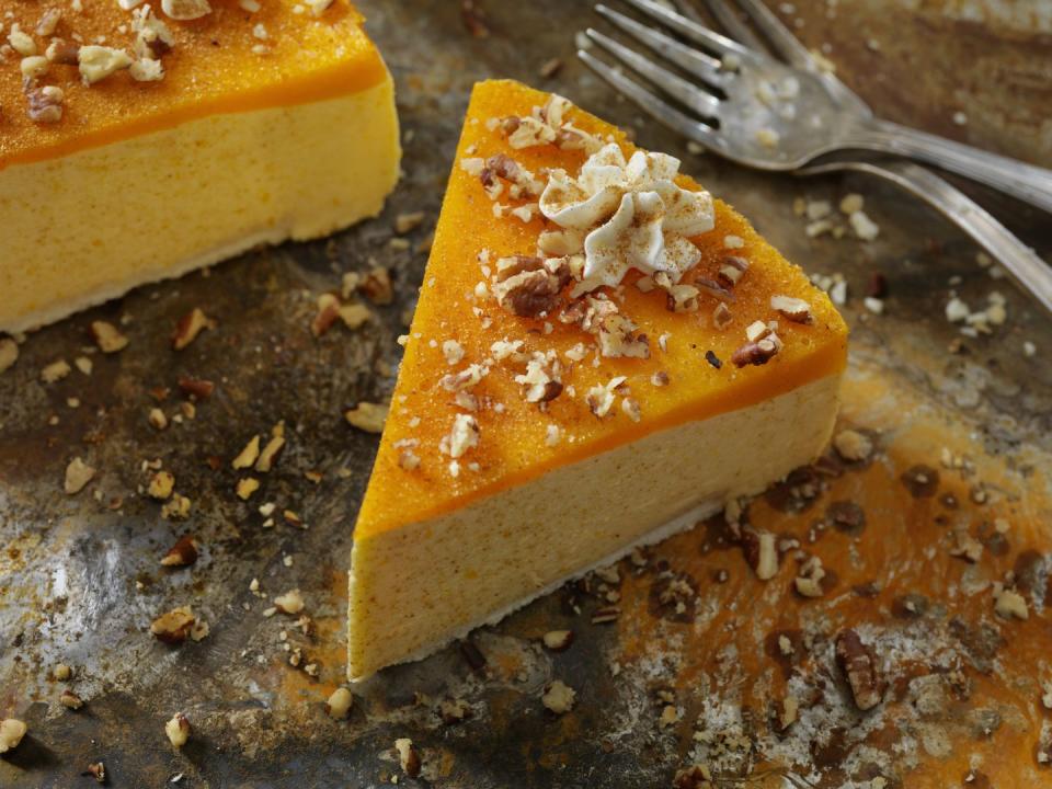 18) Walnut-Pumpkin Cheesecake