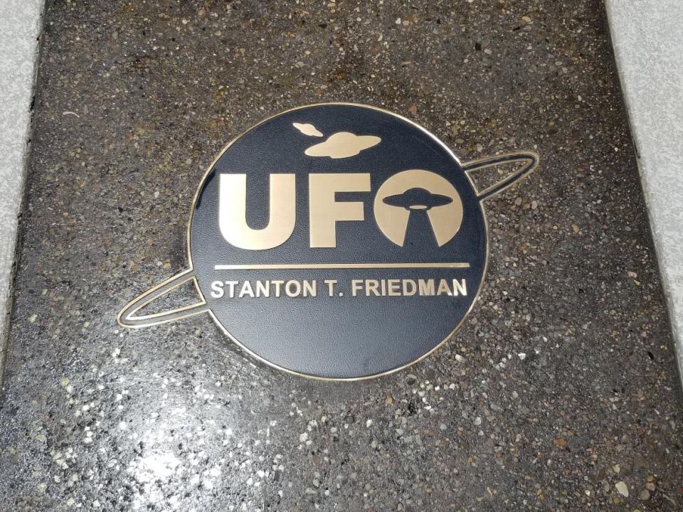 Stanton Friedman's plaque on the new UFO Walk of Fame in Roswell, N.M., was unveiled on Friday. (Submitted by Melissa Friedman - image credit)