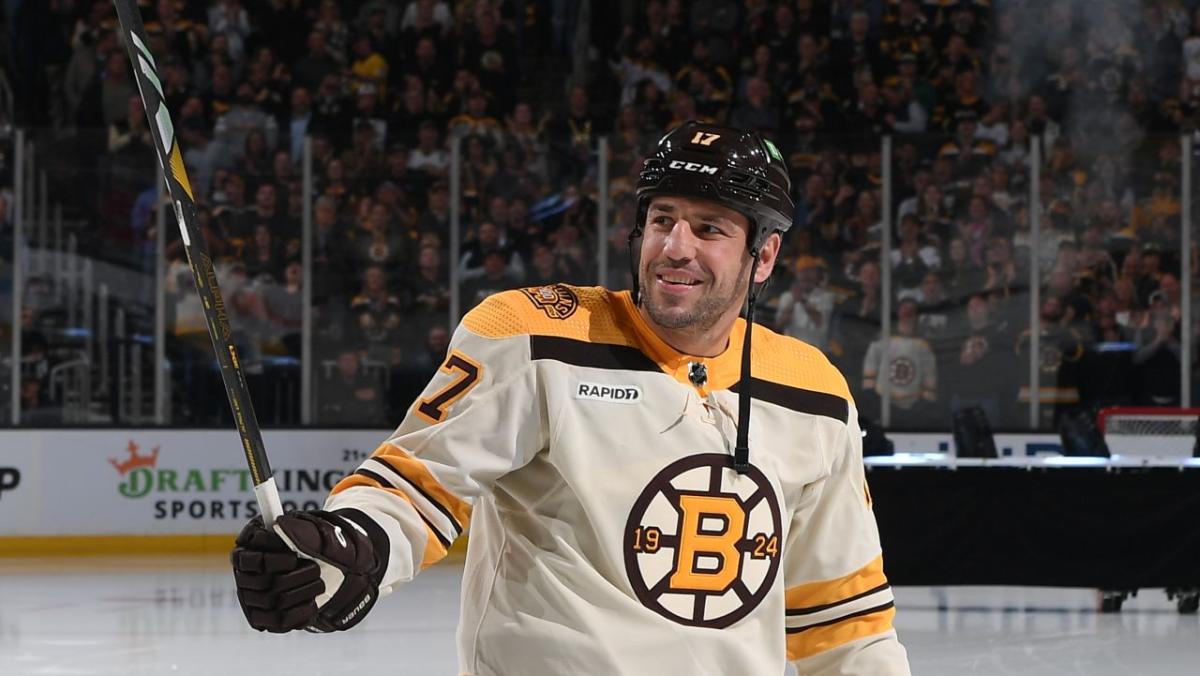 Zdeno Chara's powerful performance sparks Bruins