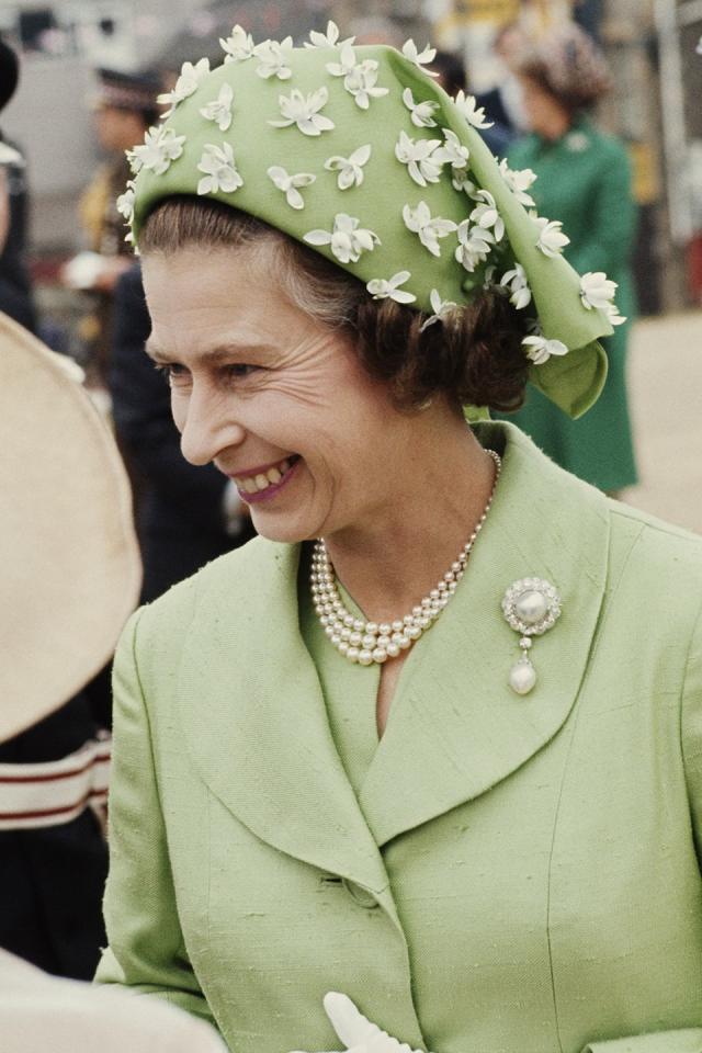 The 70 Best Royal Hat Moments of All Time  Black and white hats, Royal,  Zara phillips