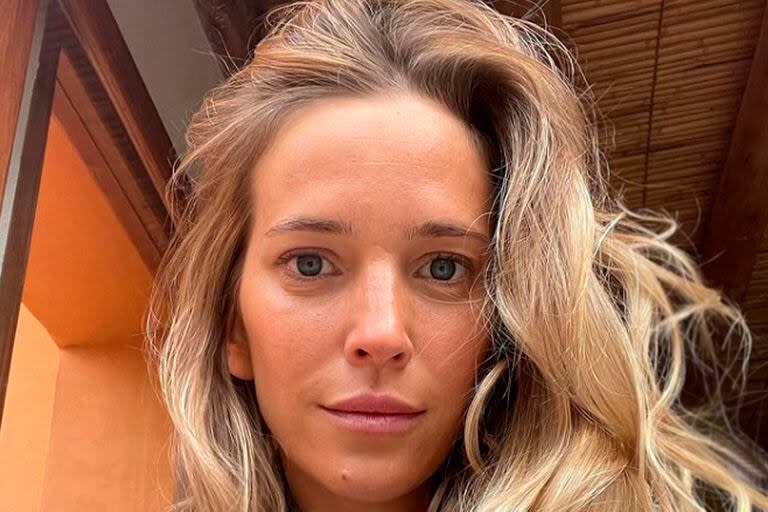 Luisana Lopilato compartió una foto abrazando a un animal exótico y le llovieron las críticas