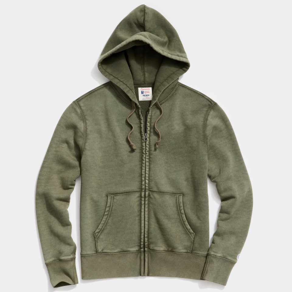 <p><a href="https://go.redirectingat.com?id=74968X1596630&url=https%3A%2F%2Fwww.toddsnyder.com%2Fproducts%2Ffull-zip-hoodie-army-green&sref=https%3A%2F%2Fwww.menshealth.com%2Fstyle%2Fg39221667%2Fbest-zip-up-hoodies-for-men%2F" rel="nofollow noopener" target="_blank" data-ylk="slk:Shop Now;elm:context_link;itc:0;sec:content-canvas" class="link ">Shop Now</a></p><p>Midweight Full Zip Hoodie</p><p>toddsnyder.com</p><p>$129.00</p>